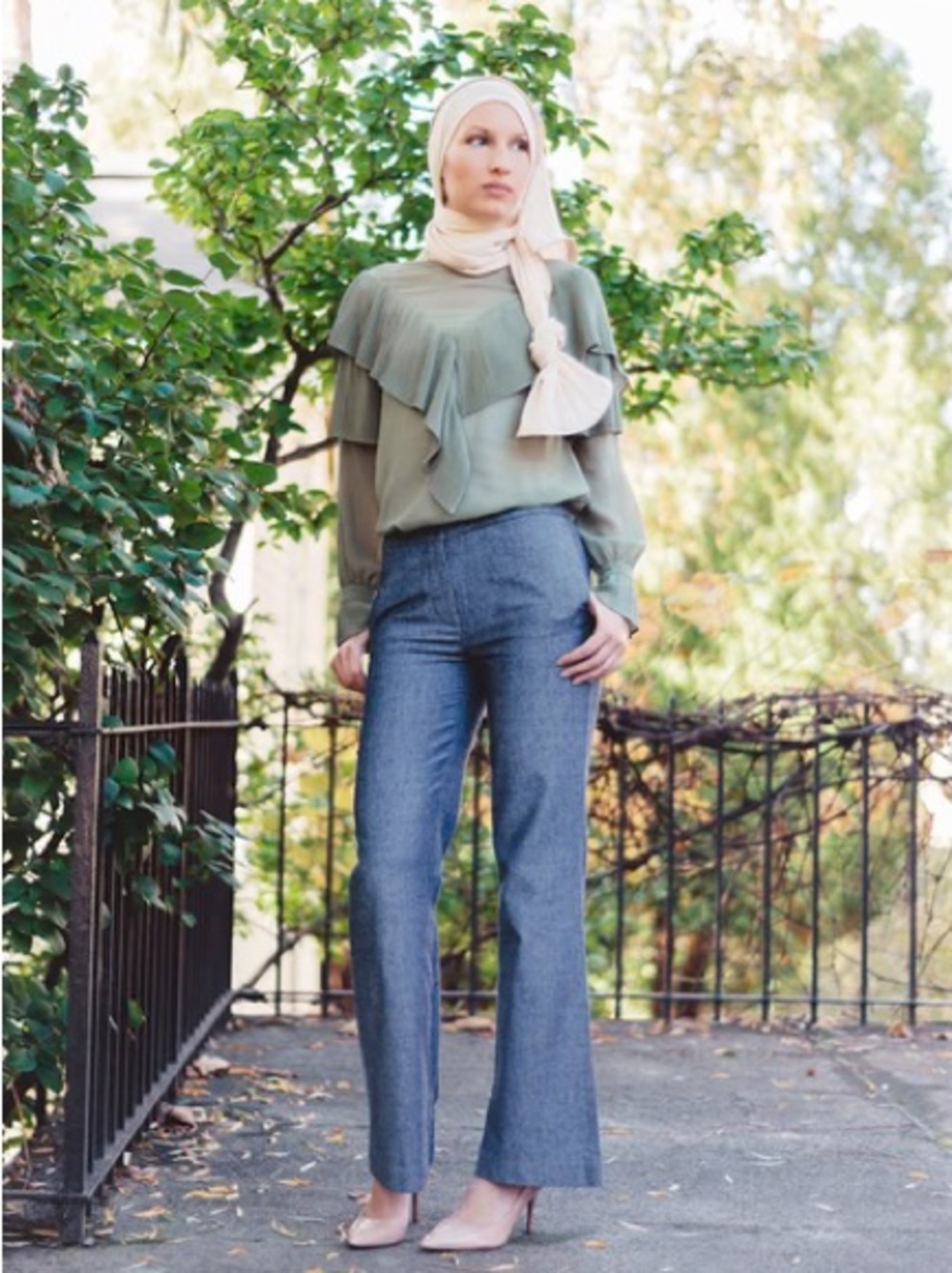 Lucy Paris Wide Leg Chambray Trousers – Size Small (US 4 / EU 38)